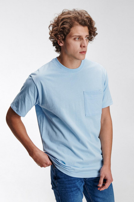 Camiseta unicolor con bolsillo delantero y manga corta