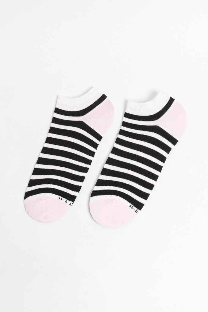 Medias tobilleras cremas con contrastes y rayas