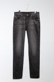 Jean 90´S gris oscuro tiro bajo con 5 bolsillos y botas rectas