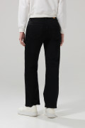 Jean straight leg negro bota recta con tiro alto y bolsillos