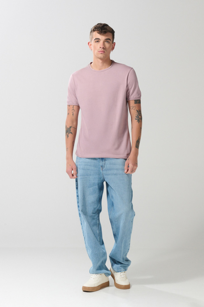 Camiseta unicolor en algodón manga corta ajustada
