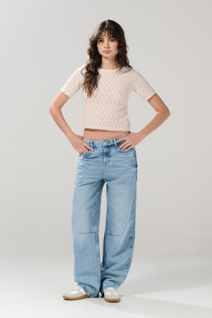 Camiseta kaki clara con escote en espalda y manga corta