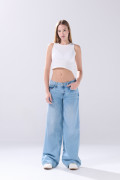Jean tiro bajo open leg infaltables azul con bota ancha
