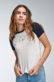 Camiseta unicolor con estampado y manga ranglan corta en contraste
