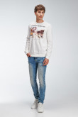 Jean skinny azul claro tiro bajo con detalles desteñidos localizados