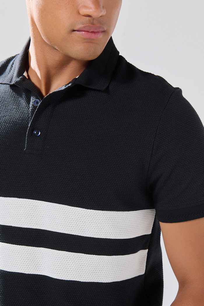 Camiseta polo unicolor de Boho Club con texturas y franjas
