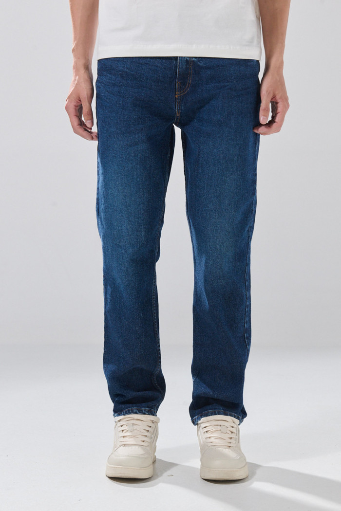 Jean straight leg bota recta azul infaltables con tiro bajo
