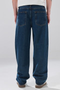 Jean baggy infaltables azul oscuro con tiro medio y bolsillos
