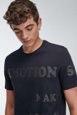 Camiseta azul intenso manga corta con letras estampadas