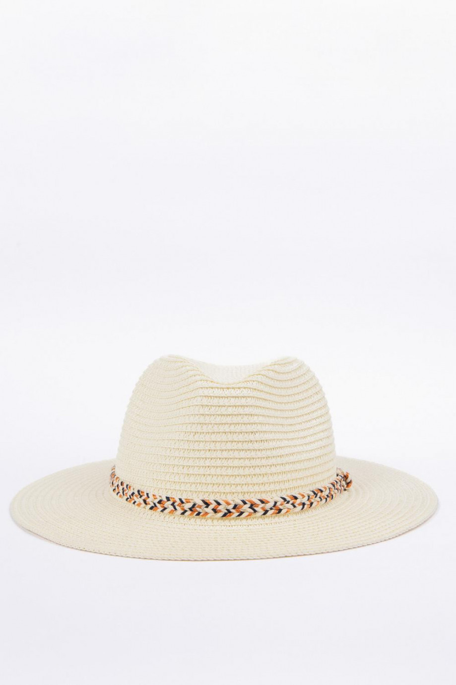 sombrero, con cinta decorativa