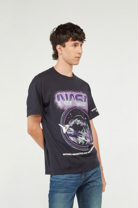 Camiseta manga corta, color azul oscuro estampado NASA