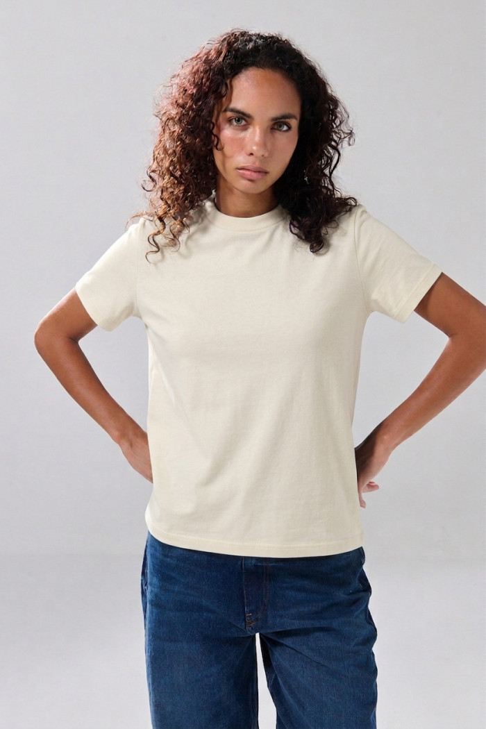 Camiseta infaltables en algodón unicolor con manga corta
