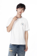 Camiseta crema college manga corta con contrastes grises
