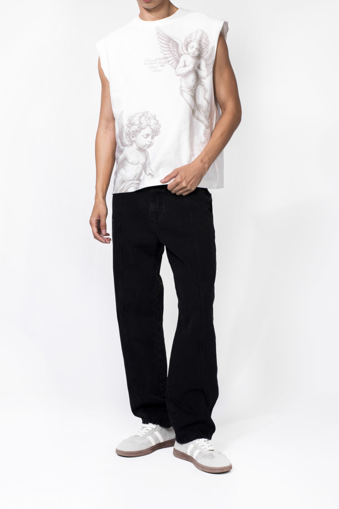 Jean loose gris intenso con bota ancha, tiro medio y cortes
