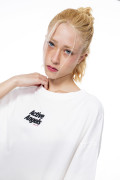Camiseta crema clara oversize manga corta con diseños
