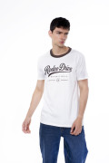 Camiseta crema con cuello redondo café y arte college
