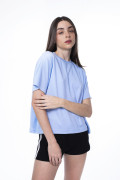 Camiseta unicolor oversize cuello redondo con hombro caído
