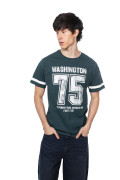 Camiseta verde cuello redondo college con franjas blancas
