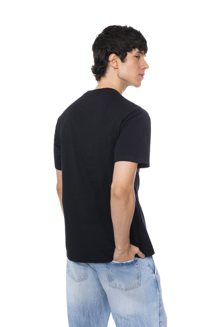 Camiseta en algodón negra de Gorillaz con manga corta
