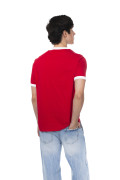 Camiseta cuello redondo roja con contrastes blancos
