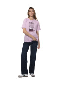 Camiseta manga corta lila clara con diseño de Snoopy