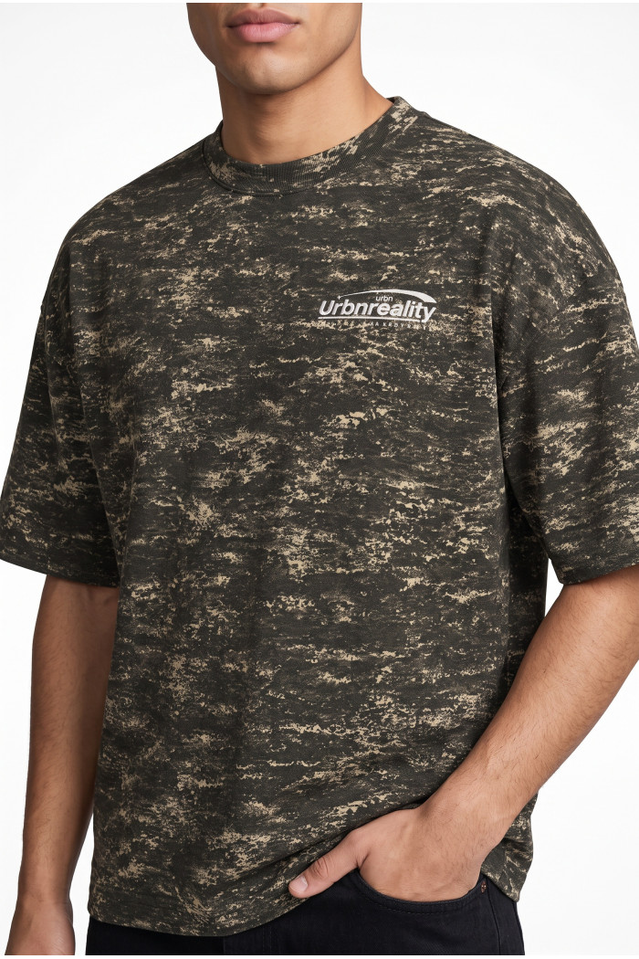 Camiseta oversize negra tie dye manga corta con diseño
