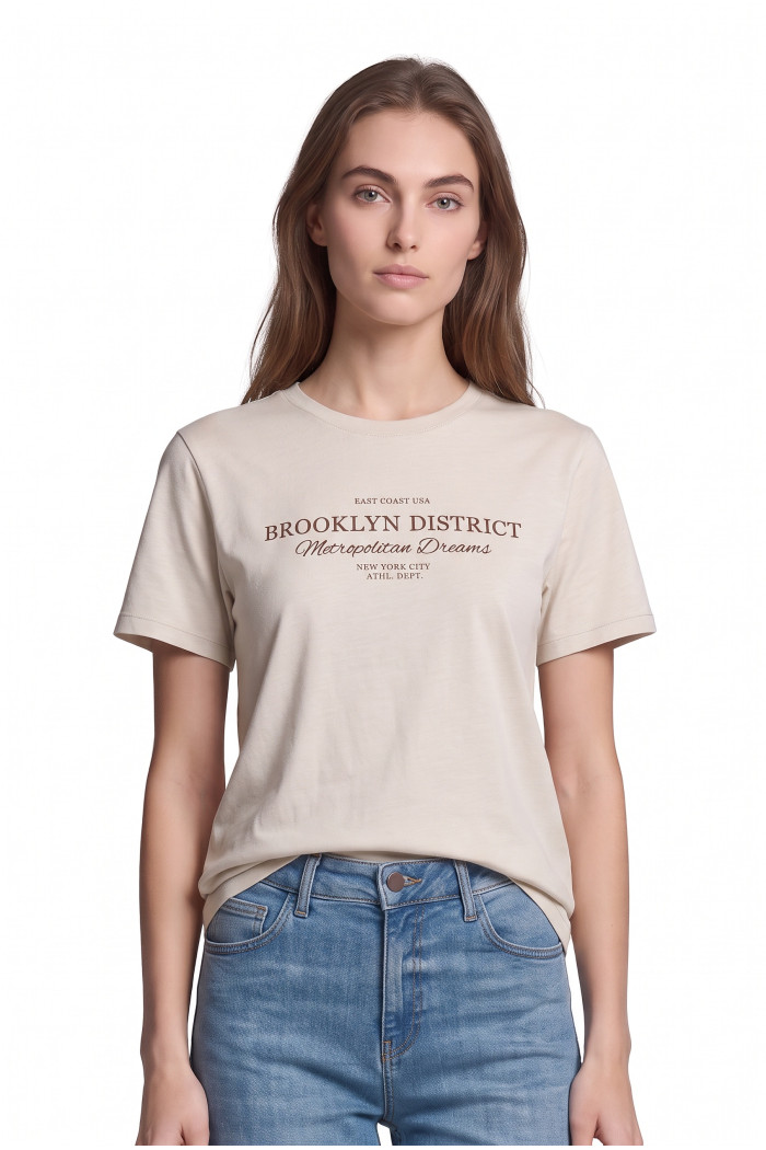 Camiseta college en algodón crema clara manga corta
