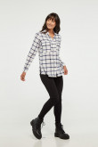 Blusa unicolor a cuadros con manga larga y cuello camisero
