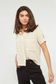 Blusa manga corta unicolor con estampados de figuras