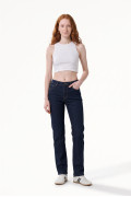 Jean straight leg infaltables azul intenso con cremallera
