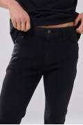 Jean negro infaltables skinny 5 bolsillos con tiro bajo
