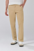 Pantalón en dril straight leg unicolor con tiro medio