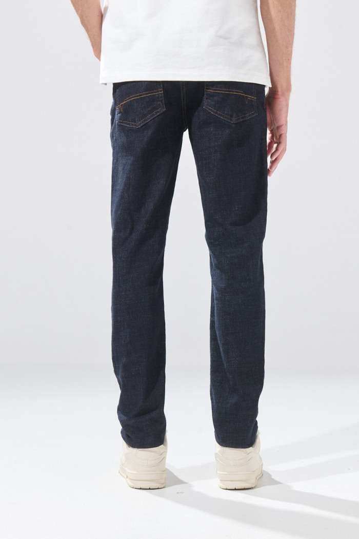 Jean azul intenso skinny infaltables con ajuste ceñido

