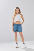Short tiro alto de jean azul medio infaltables con bolsillos
