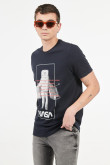 Camiseta cuello redondo azul intenso con estampado de NASA
