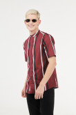 Camisa unicolor cuello mao manga corta a rayas