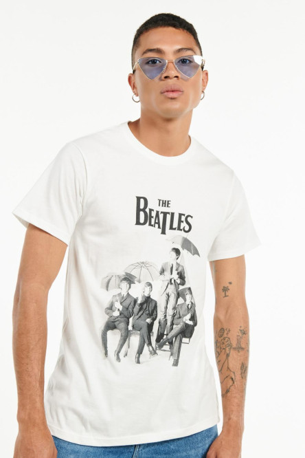 Camiseta crema clara con estampado de The Beatles y manga corta