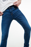 Jean súper skinny azul oscuro tiro bajo con costuras amarillas