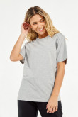 Camiseta manga corta gris clara con cuello redondo en rib