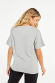 Camiseta manga corta gris clara con cuello redondo en rib