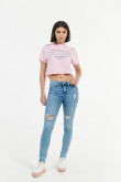 Camiseta unicolor cuello redondo con estampado college delantero