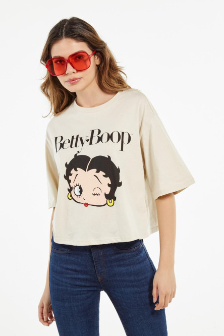Camiseta kaky clara crop top con estampado de Betty Boop