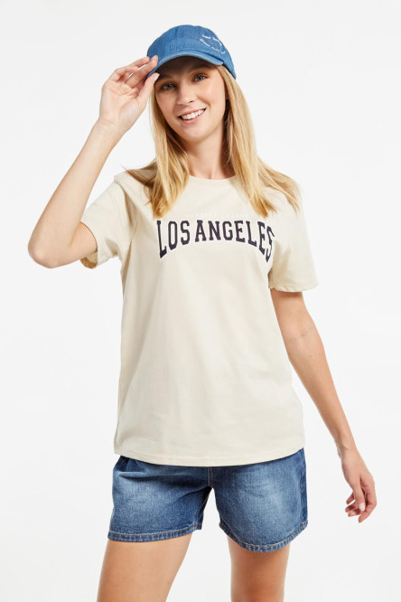 Camiseta manga corta kaky clara con estampado negro de Los Ángeles