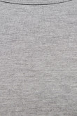 Camiseta gris medio con cuello redondo y manga larga
