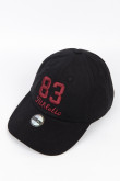 Cachucha beisbolera unicolor con texto college bordado en frente