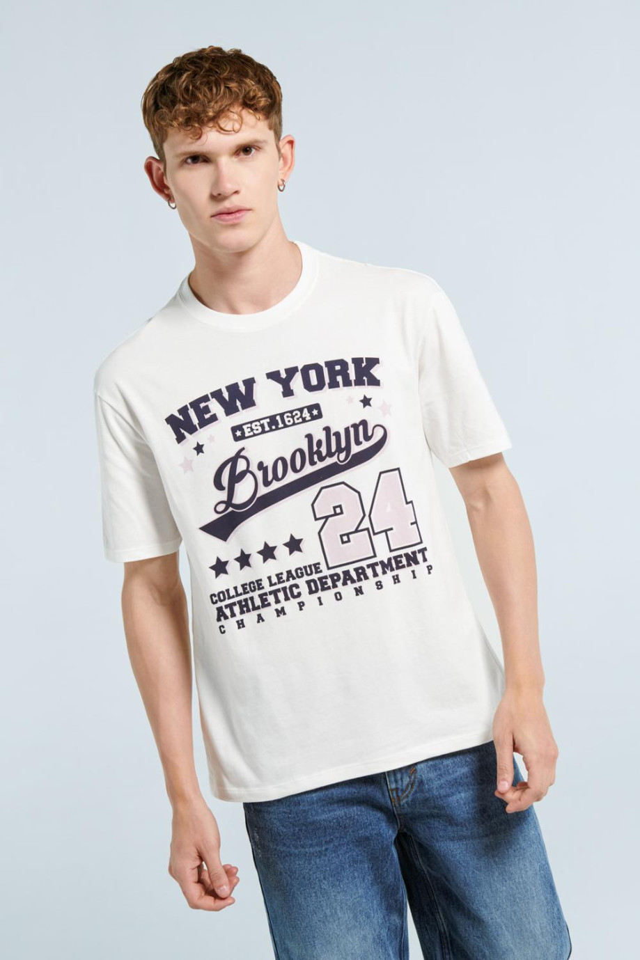 Camiseta manga corta crema clara con estampado college de New York