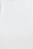 Camiseta crop top unicolor manga sisa con textura en rib