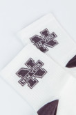 Medias cortas unicolores con contrastes y diseños college