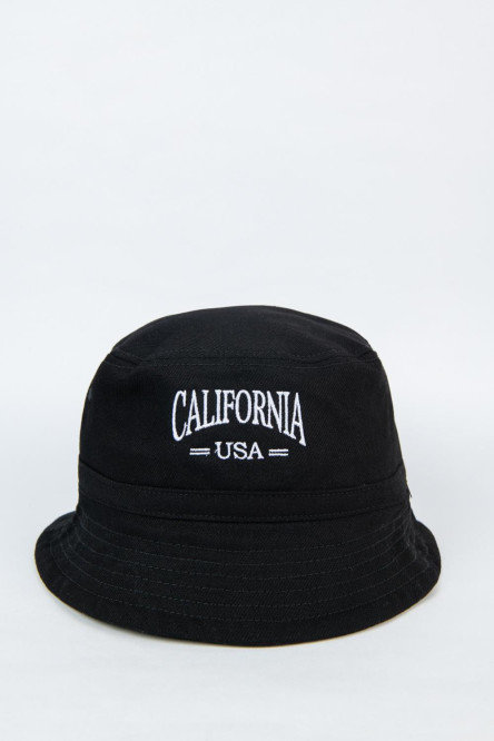 Gorro Pescador con bordado frontal