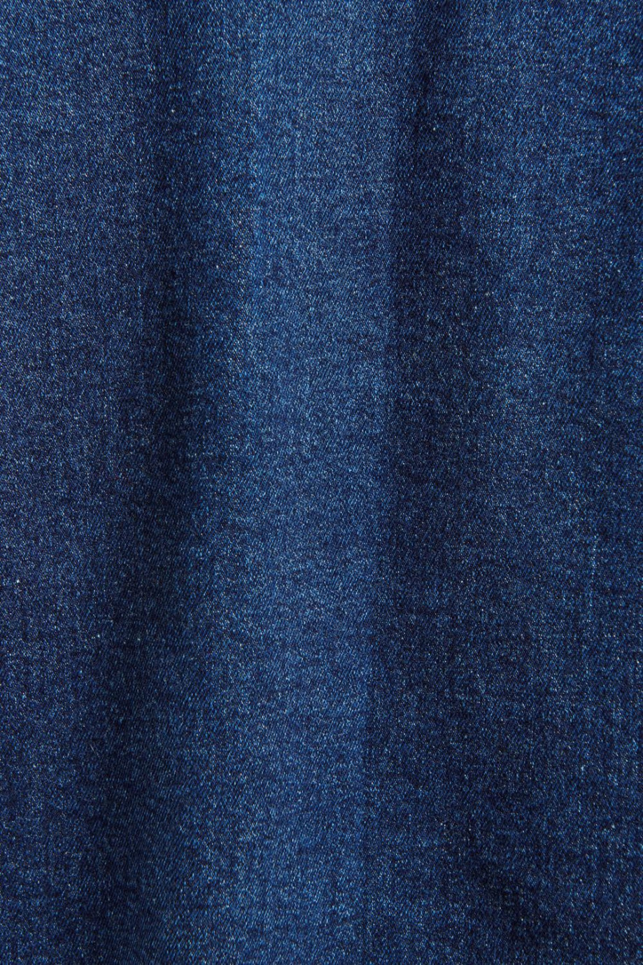 Chaqueta oversize azul oscura de jean con bolsillos de parche y cuello sport